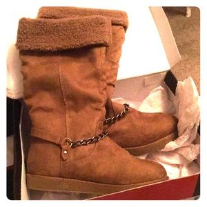 Brand new Guess Boots!